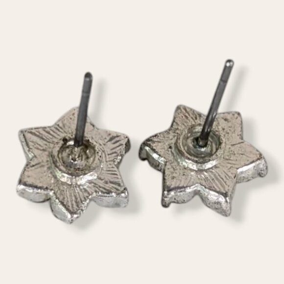 (2/$20) Vintage Glass Rhinestone Stud Earrings - Picture 5 of 6